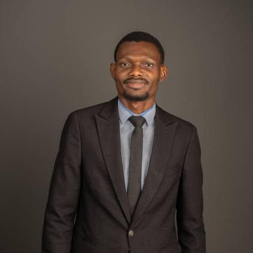 Akinola Olujobi