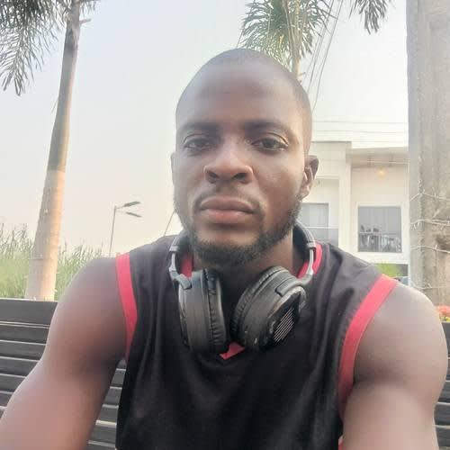 Seyi Olawale